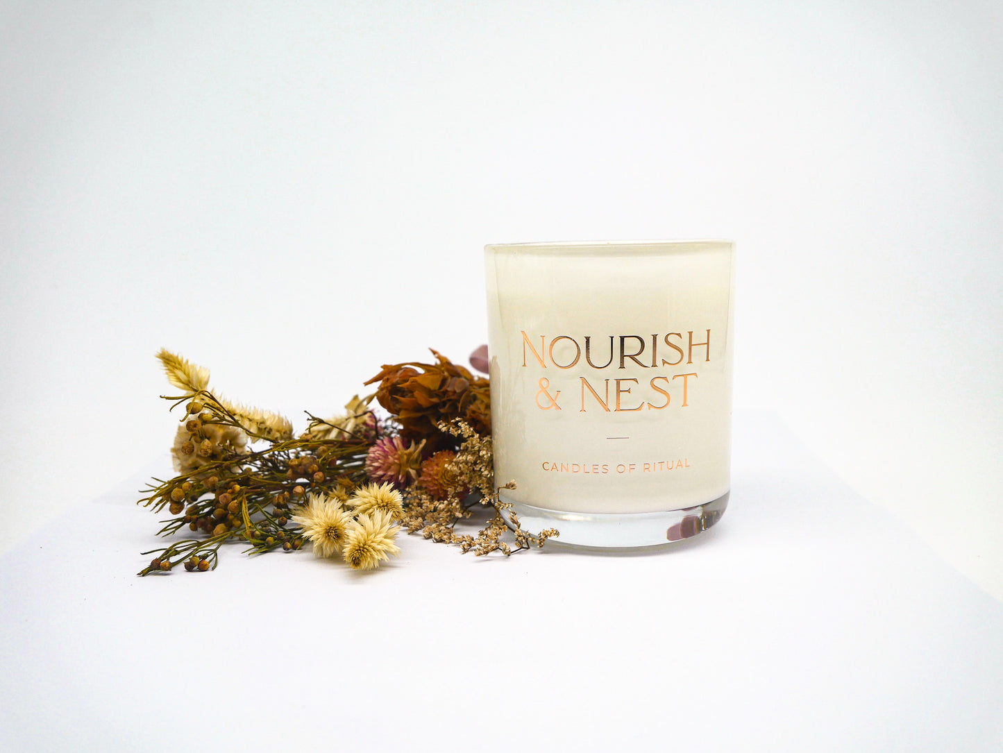 'Autumn' - handcrafted aromatic coconut & soy candle